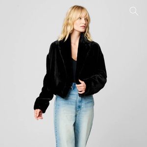 Blank NYC double date black faux fur coat. Size S